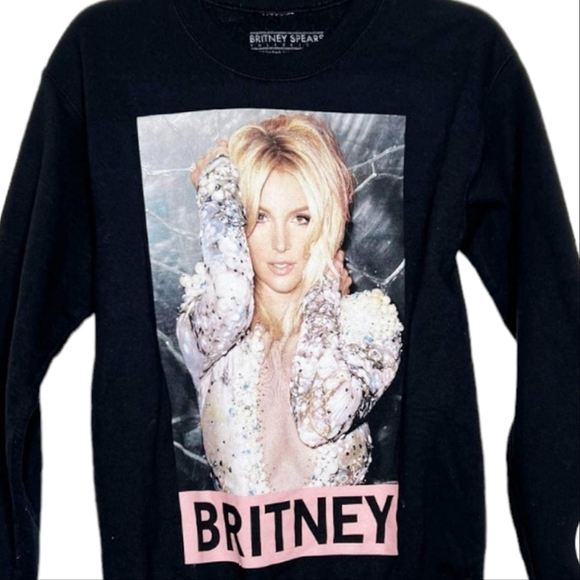 Britney Spears SM Black Special Collection Pullover Sweater - Picture 2 of 6